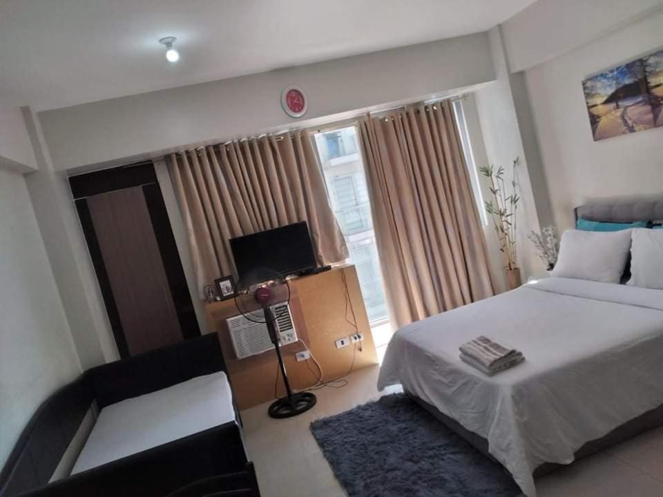 One Palm Tree Villas Naia Terminal 3 马尼拉 外观 照片