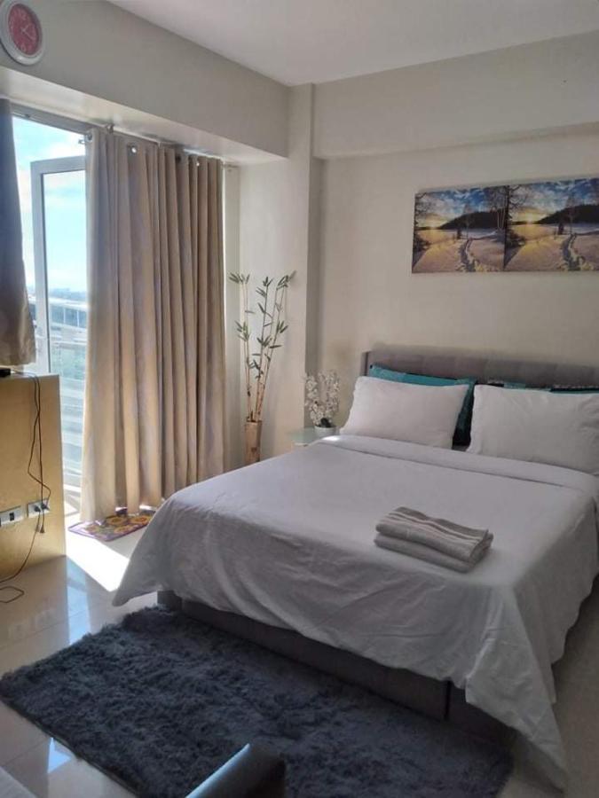 One Palm Tree Villas Naia Terminal 3 马尼拉 外观 照片